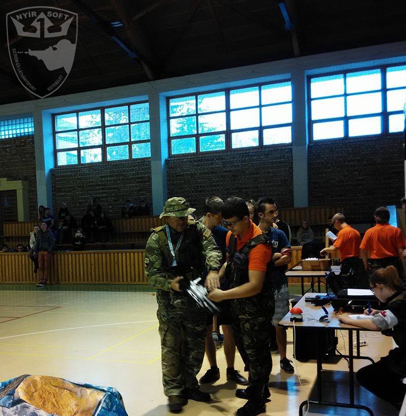 12364161_1097827733575061_1930774925_o